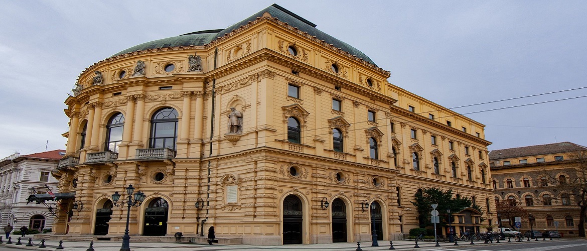 szallas.hu