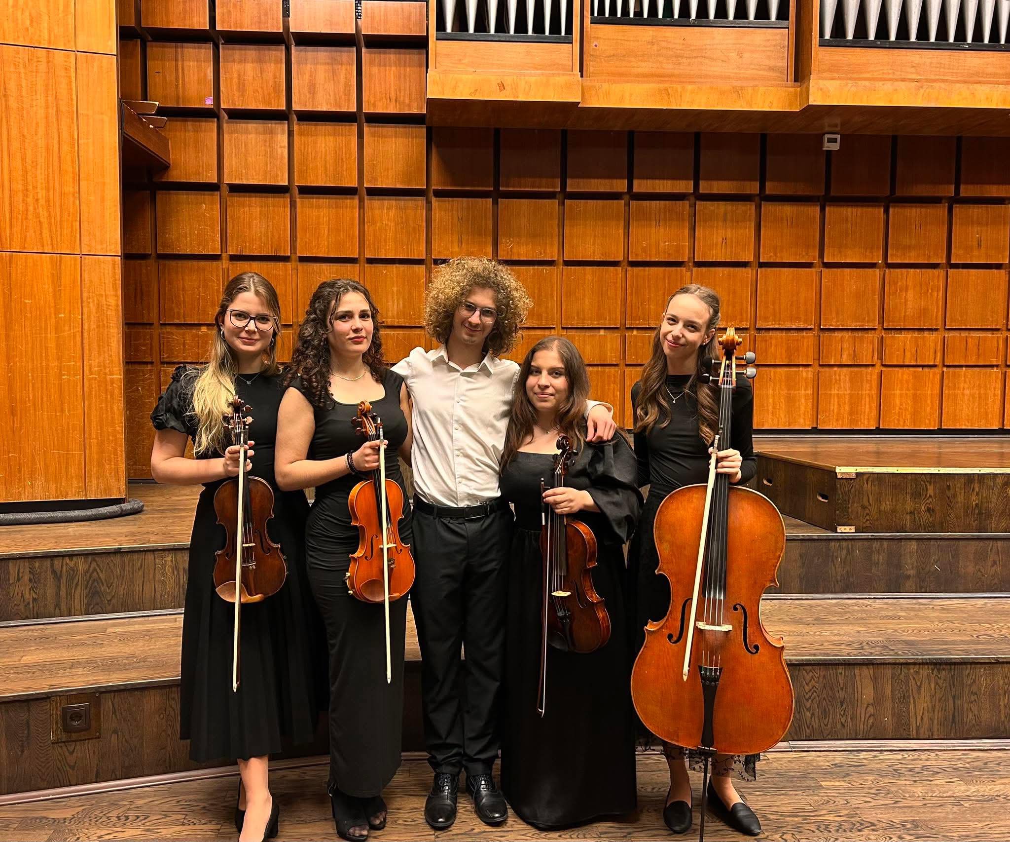 645378142_3433236256838734_6583193402760236240_n